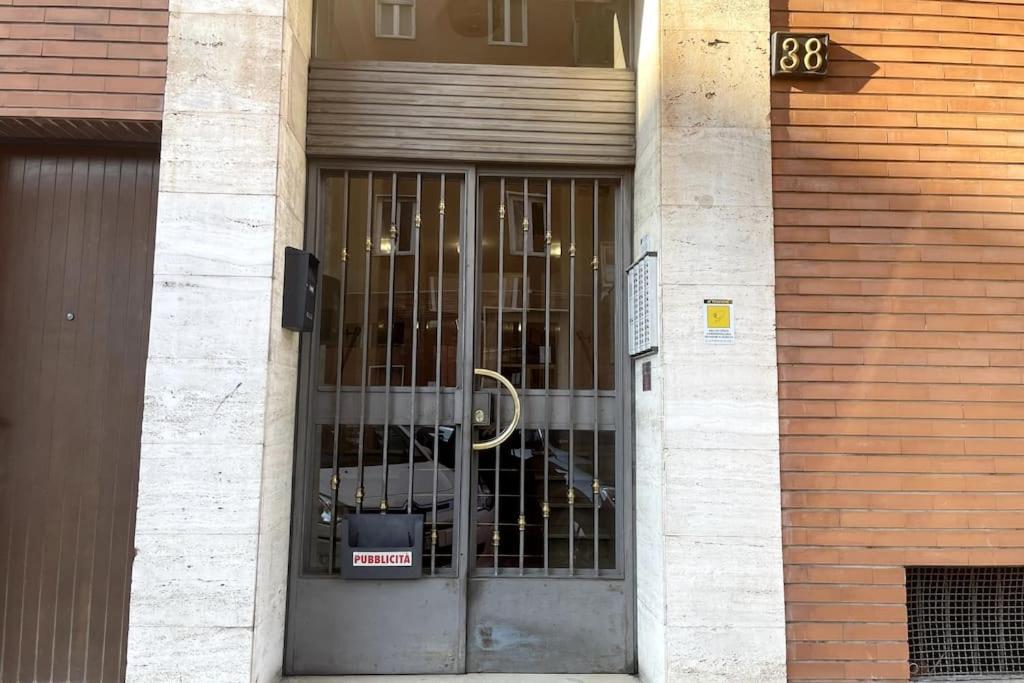Amazing Flat With Terrace Apartment Milan Exterior photo