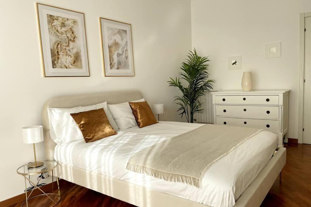 Amazing Flat With Terrace Apartment Milan Exterior photo
