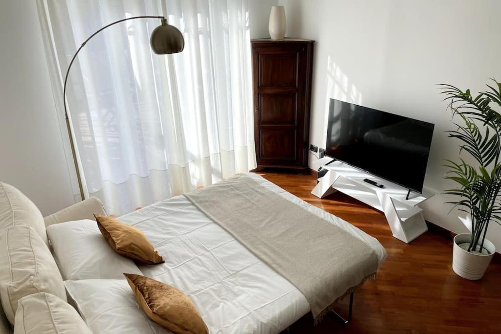 Amazing Flat With Terrace Apartment Milan Exterior photo