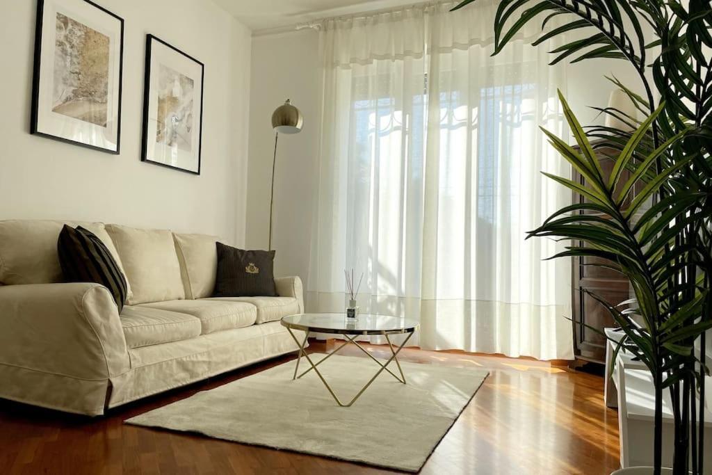 Amazing Flat With Terrace Apartment Milan Exterior photo